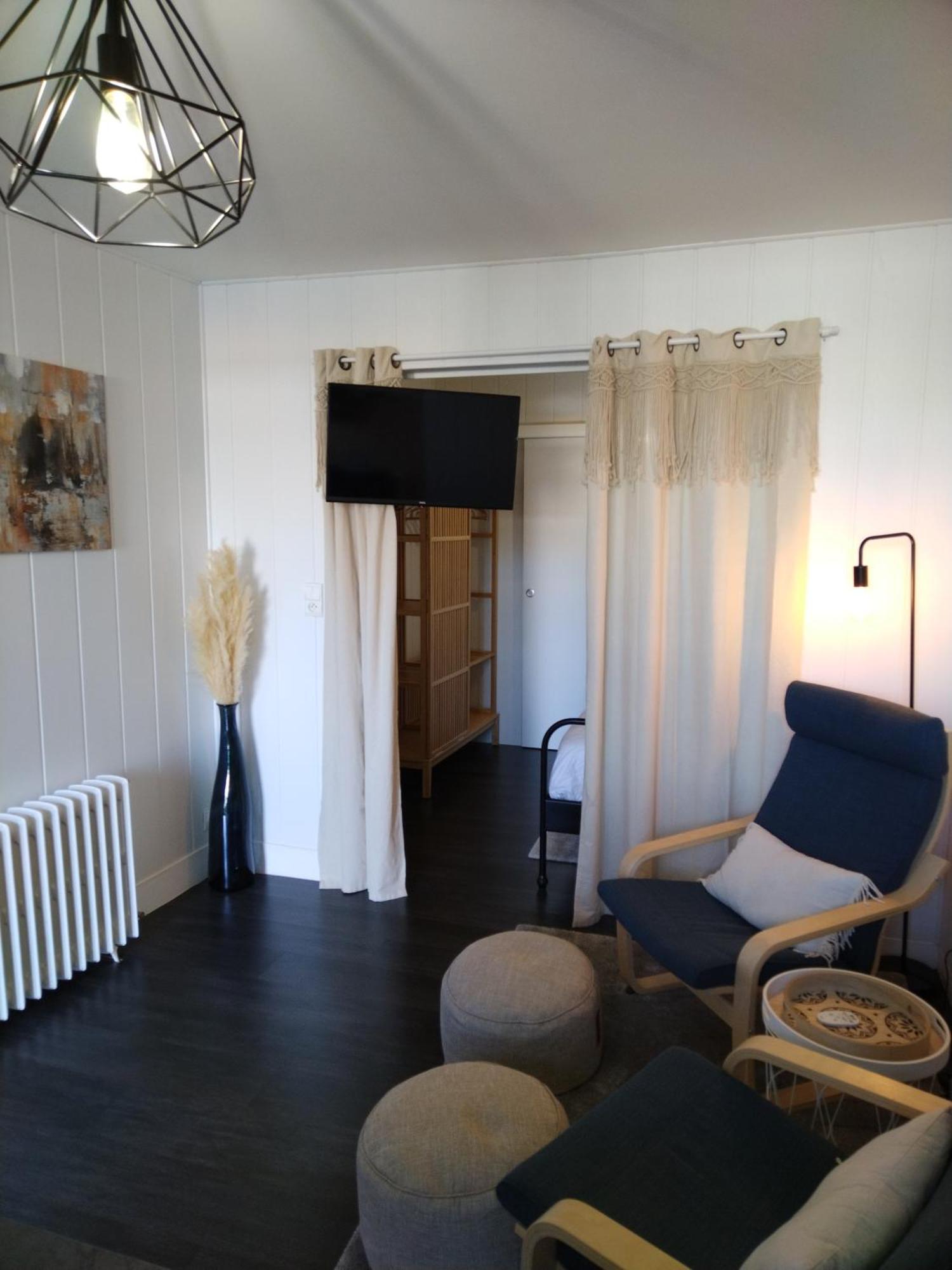 Studio, La Terrasse D'Isa 돌 외부 사진